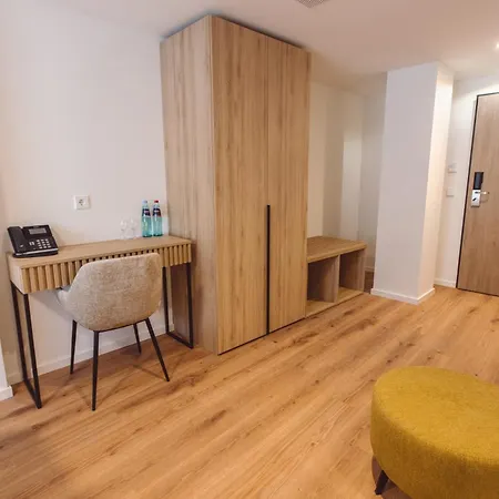 Hotel Am Rathaus 4*