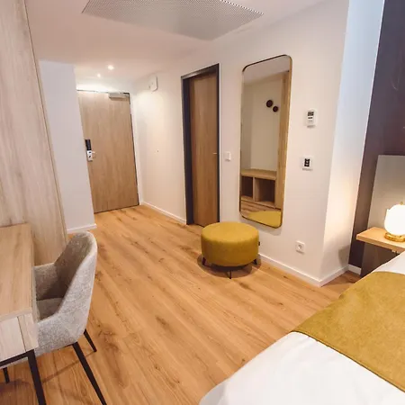 Hotel Am Rathaus 4*