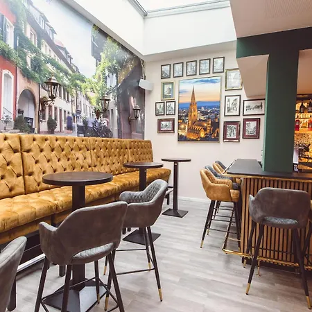 Hotel Am Rathaus 4*