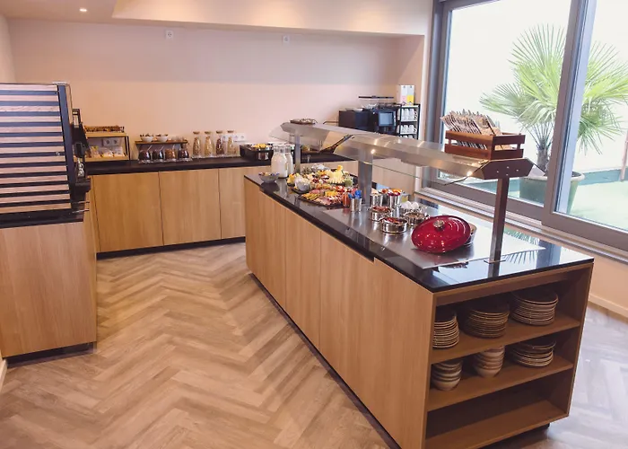 Отель Am Rathaus 4*